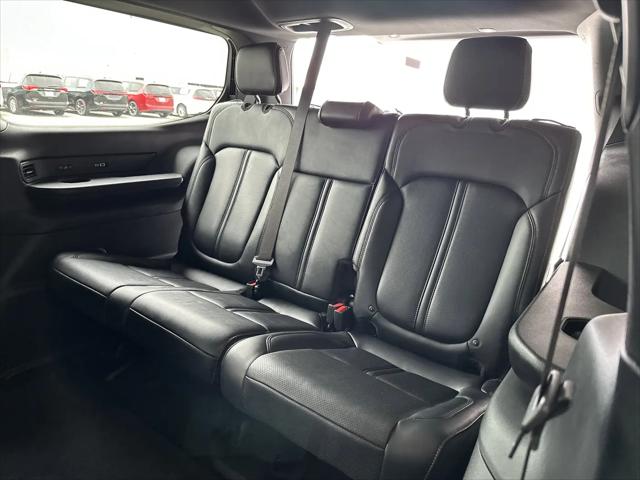 2022 Jeep Wagoneer Series III 4x4