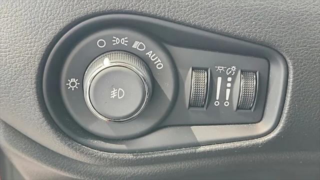 2023 Jeep Renegade Trailhawk 4x4