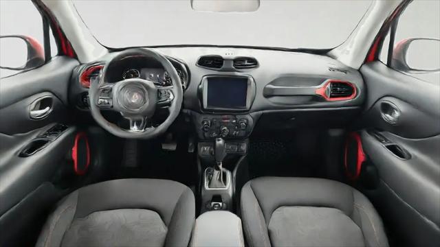 2023 Jeep Renegade Trailhawk 4x4