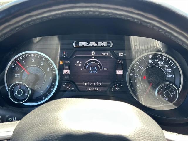 2020 Ram 1500 Big Horn Crew Cab 4x4 5'7" Box