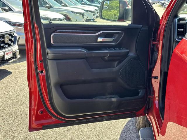 2020 Ram 1500 Big Horn Crew Cab 4x4 5'7" Box