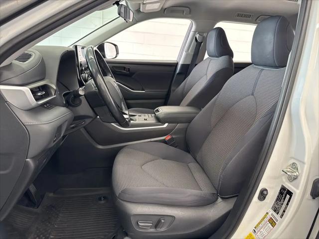 2020 Toyota Highlander Hybrid LE