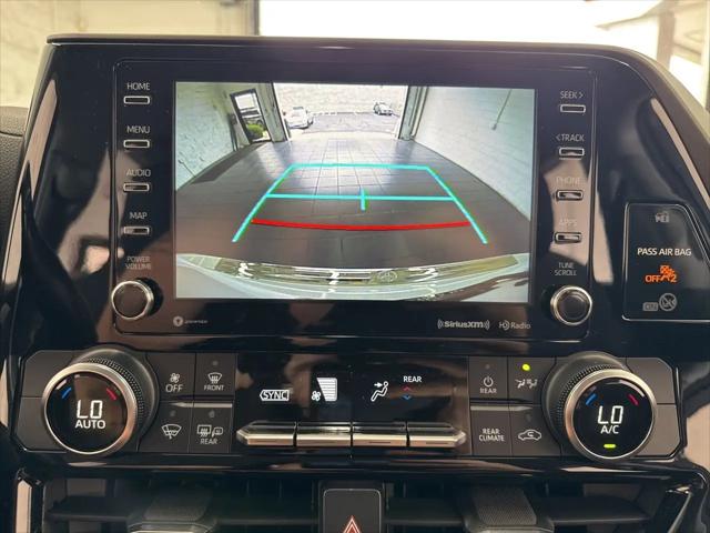 2020 Toyota Highlander Hybrid LE