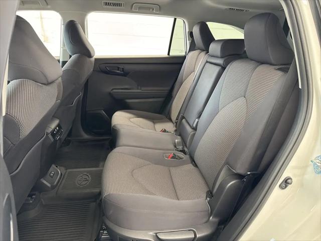 2020 Toyota Highlander Hybrid LE