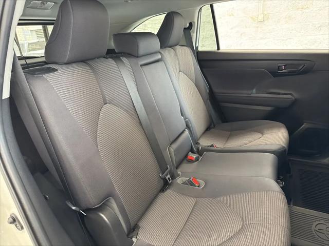2020 Toyota Highlander Hybrid LE