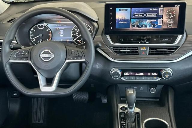 2026 Nissan Altima SV FWD