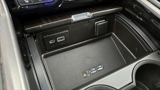 2022 GMC Yukon 4WD Denali