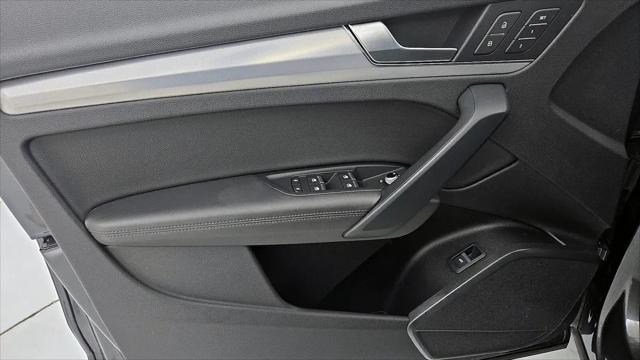2020 Audi Q5 Titanium Premium Plus 45 TFSI quattro S tronic