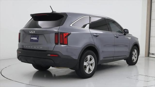 2022 Kia Sorento LX