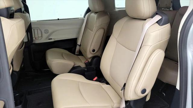 2021 Toyota Sienna XLE
