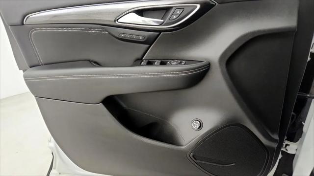 2023 Buick Envision Essence FWD