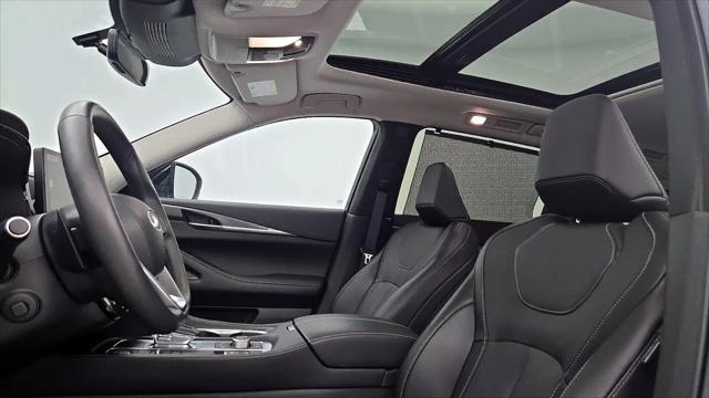 2024 INFINITI QX60 LUXE