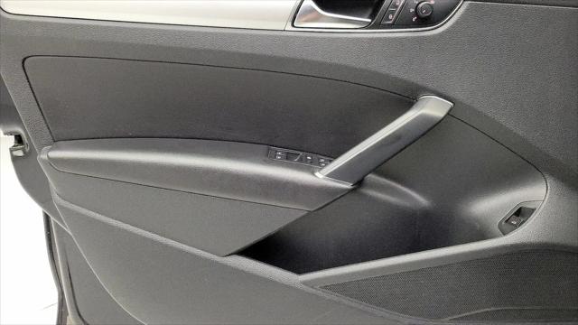 2019 Volkswagen Passat 2.0T Wolfsburg Edition