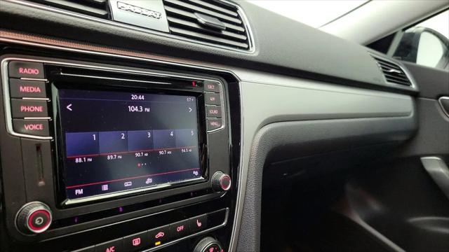 2019 Volkswagen Passat 2.0T Wolfsburg Edition