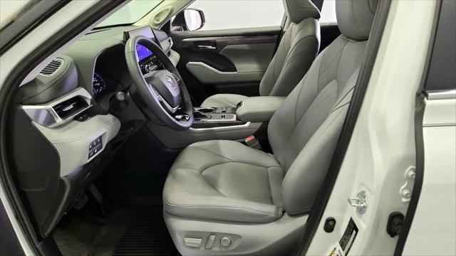 2024 Toyota Highlander Platinum