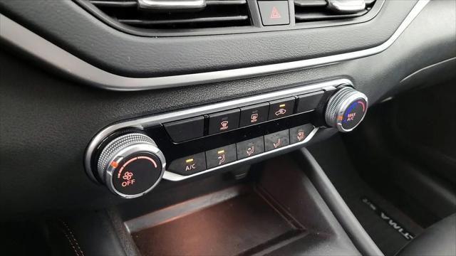 2022 Nissan Altima SR Intelligent AWD