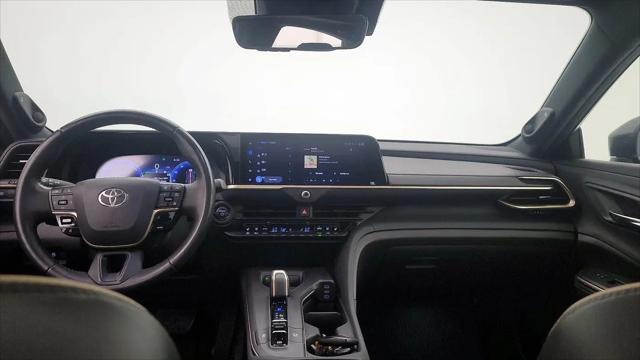 2023 Toyota Crown Platinum