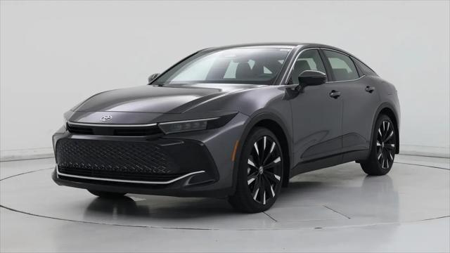 2023 Toyota Crown Platinum
