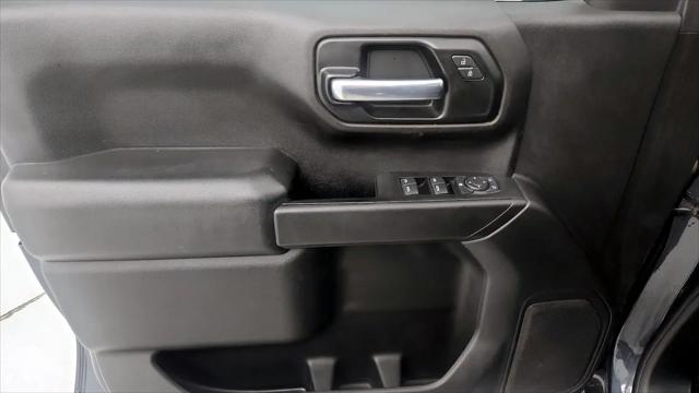 2021 Chevrolet Silverado 1500 2WD Crew Cab Short Bed Custom