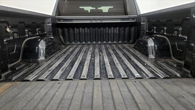 2021 Chevrolet Silverado 1500 2WD Crew Cab Short Bed Custom