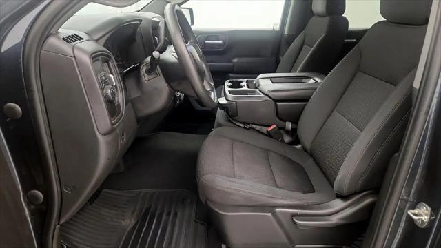 2021 Chevrolet Silverado 1500 2WD Crew Cab Short Bed Custom