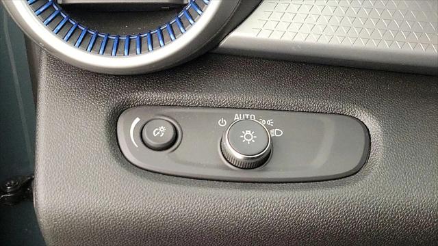 2025 Chevrolet Trax FWD LS