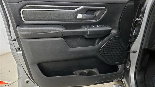 2019 Ram 1500 Big Horn/Lone Star Crew Cab 4x4 5'7" Box