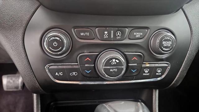 2019 Jeep Cherokee Limited FWD