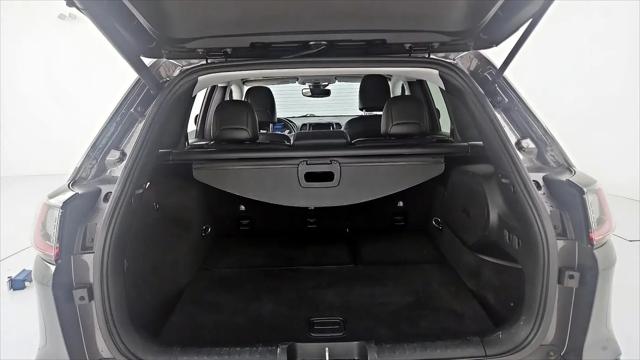 2019 Jeep Cherokee Limited FWD