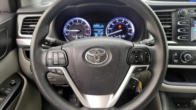 2015 Toyota Highlander LE V6