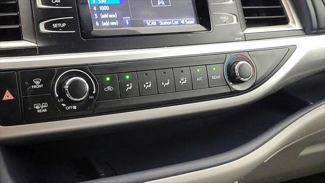 2015 Toyota Highlander LE V6