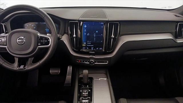 2020 Volvo XC60 T8 R-Design