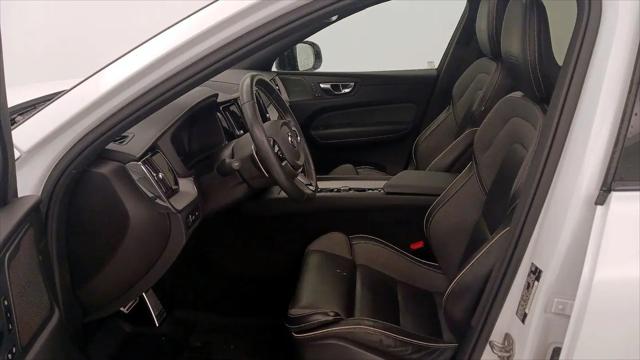 2020 Volvo XC60 T8 R-Design