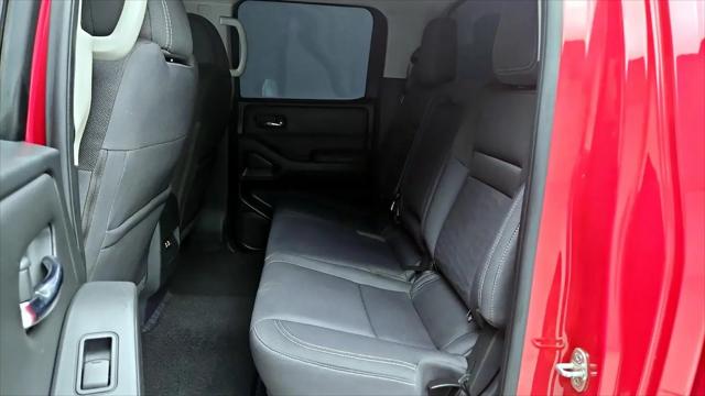 2022 Nissan Frontier Crew Cab SV 4x2