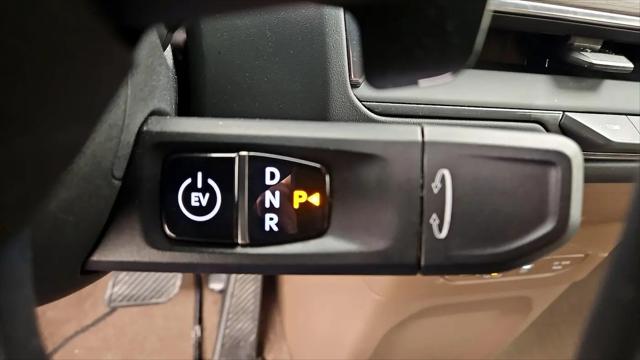 2024 Kia EV9 Land