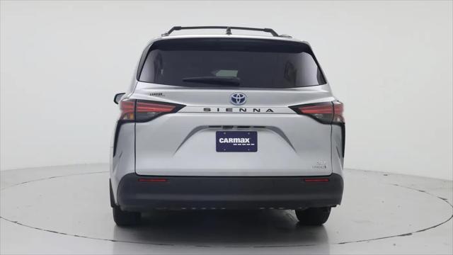 2022 Toyota Sienna XLE