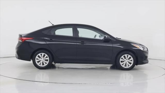 2020 Hyundai Accent SE