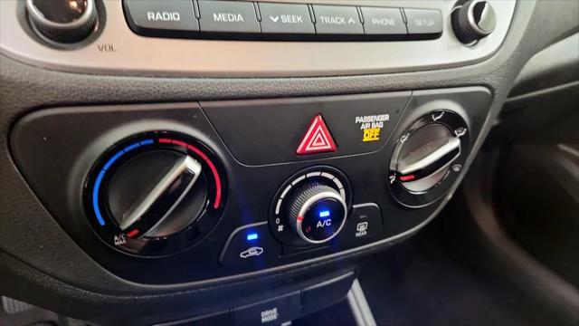 2020 Hyundai Accent SE