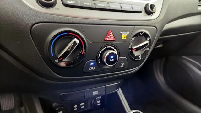 2020 Hyundai Accent SE