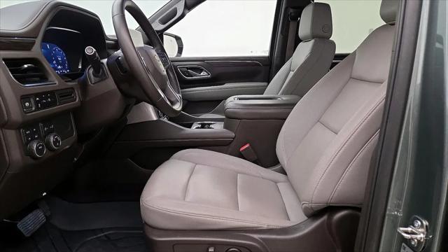 2024 Chevrolet Suburban 4WD LT