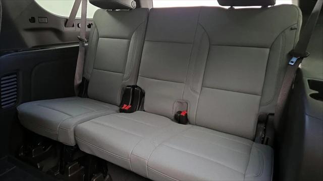 2024 Chevrolet Suburban 4WD LT