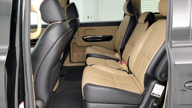 2017 Kia Sedona EX
