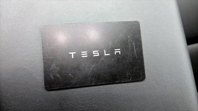 2024 Tesla Model Y Long Range Dual Motor All-Wheel Drive