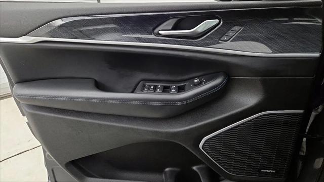2023 Jeep Grand Cherokee Trailhawk