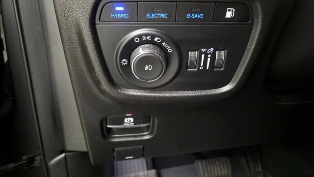 2023 Jeep Grand Cherokee Trailhawk