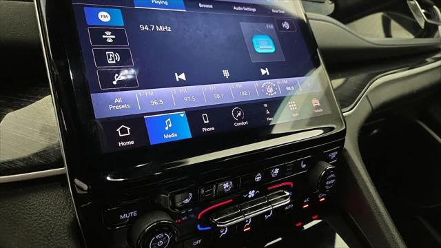 2023 Jeep Grand Cherokee Trailhawk