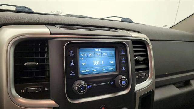 2019 Ram 1500 Classic SLT Crew Cab 4x2 6'4" Box