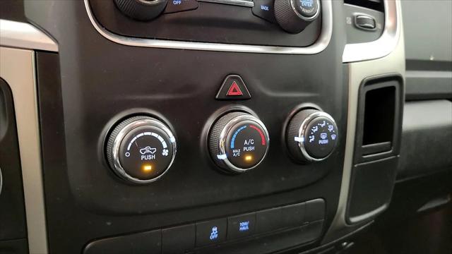 2019 Ram 1500 Classic SLT Crew Cab 4x2 6'4" Box