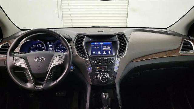 2017 Hyundai Santa Fe SE