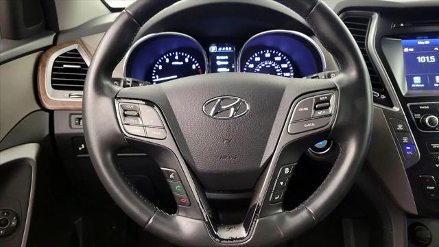 2017 Hyundai Santa Fe SE